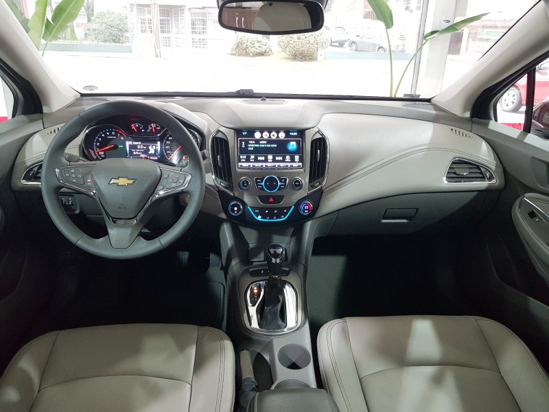 CRUZE 1.4 TURBO LTZ II SPORT HATCH 16V FLEX 4P AUTOMÁTICO - 2018 - CAXIAS DO SUL