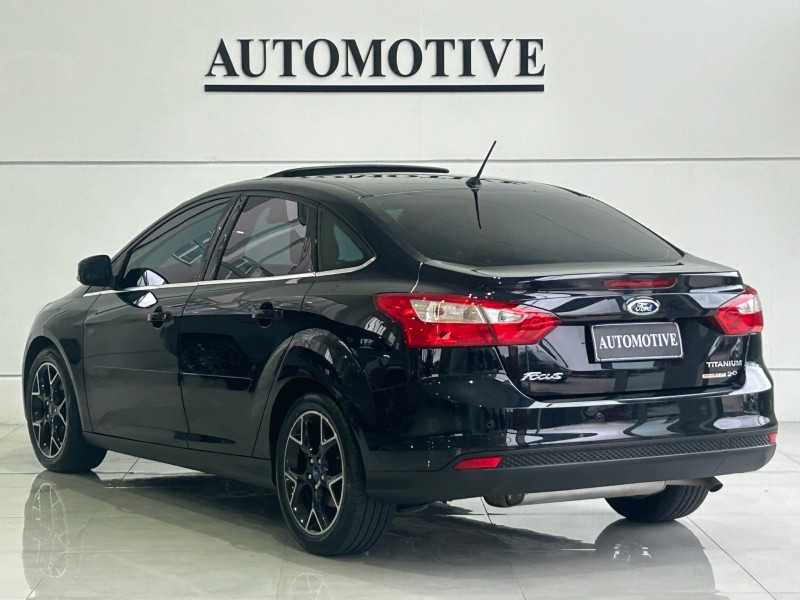 FOCUS 2.0 TITANIUM PLUS SEDAN 16V FLEX 4P AUTOMÁTICO - 2014 - CAXIAS DO SUL