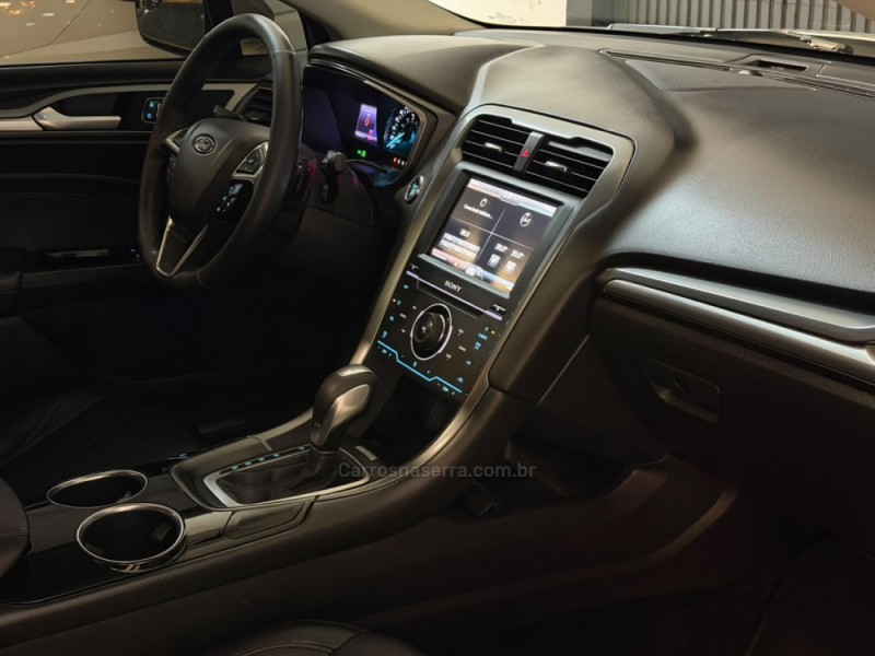 FUSION 2.0 TITANIUM FWD 16V GASOLINA 4P AUTOMÁTICO - 2013 - ESTâNCIA VELHA