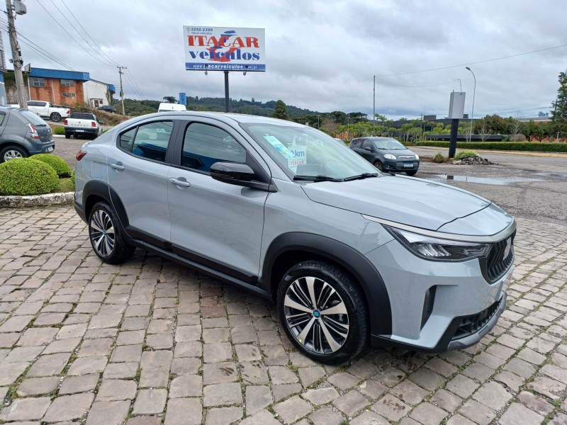 fastback 1.0 200 turbo drive flex 4p automatico 2026 flores da cunha