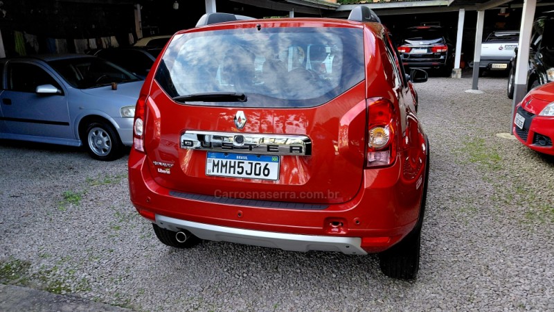 DUSTER 1.6 DYNAMIQUE 4X2 16V FLEX 4P MANUAL - 2015 - CAXIAS DO SUL