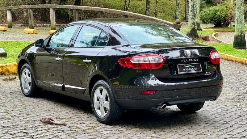 FLUENCE 2.0 DYNAMIQUE 16V FLEX 4P AUTOMÁTICO - 2011 - CAXIAS DO SUL