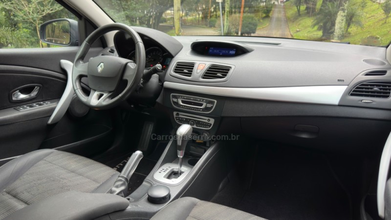 FLUENCE 2.0 DYNAMIQUE 16V FLEX 4P AUTOMÁTICO - 2011 - CAXIAS DO SUL