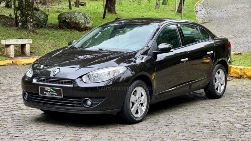 FLUENCE 2.0 DYNAMIQUE 16V FLEX 4P AUTOMÁTICO - 2011 - CAXIAS DO SUL