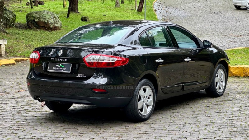 FLUENCE 2.0 DYNAMIQUE 16V FLEX 4P AUTOMÁTICO - 2011 - CAXIAS DO SUL