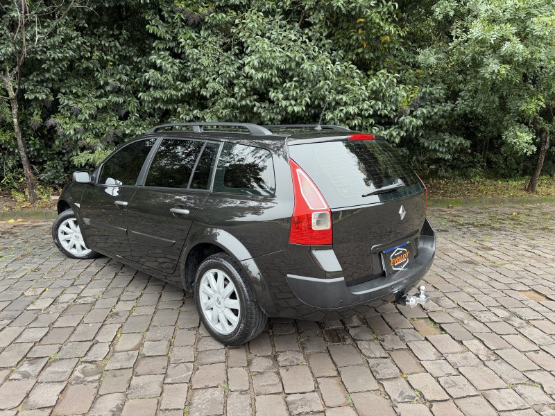 MÉGANE 1.6 EXPRESSION GRAND TOUR 16V FLEX 4P MANUAL - 2012 - CAXIAS DO SUL