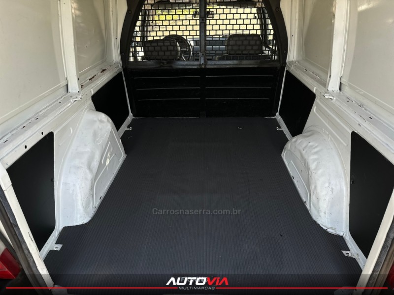 FIORINO 1.3 MPI FURGÃO 8V FLEX 2P MANUAL - 2004 - SAPIRANGA