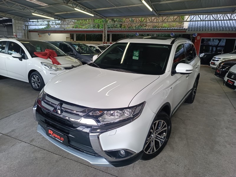 outlander 3.0 gt 4x4 v6 24v gasolina 4p automatico 2016 caxias do sul