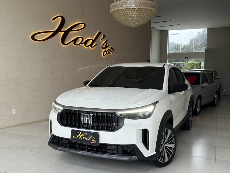 fastback 1.0 200 turbo drive flex 4p automatico 2026 canela