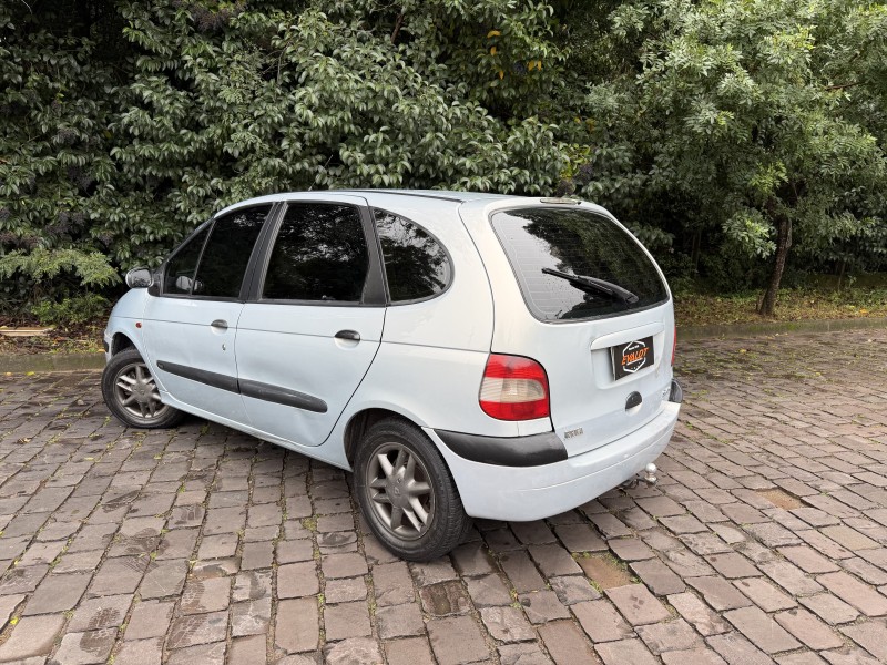 SCÉNIC 1.6 EXPRESSION 16V GASOLINA 4P MANUAL - 2002 - CAXIAS DO SUL