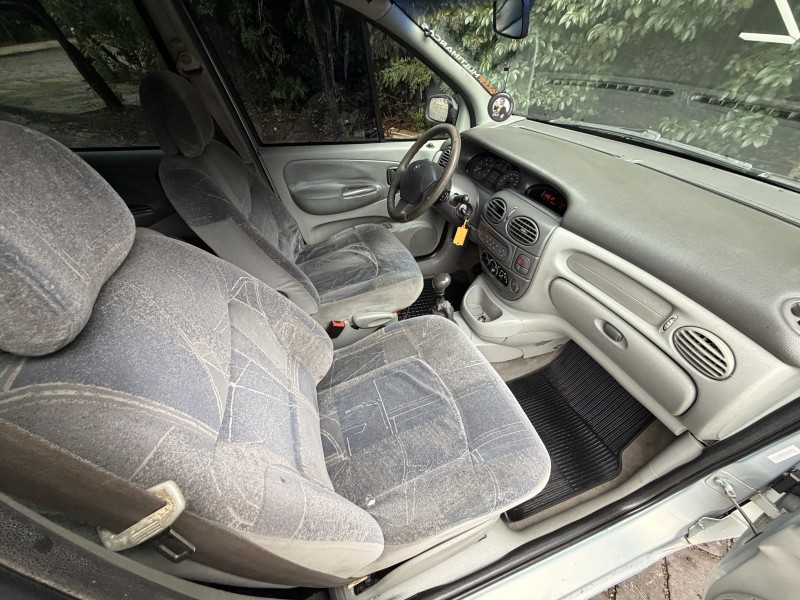 SCÉNIC 1.6 EXPRESSION 16V GASOLINA 4P MANUAL - 2002 - CAXIAS DO SUL