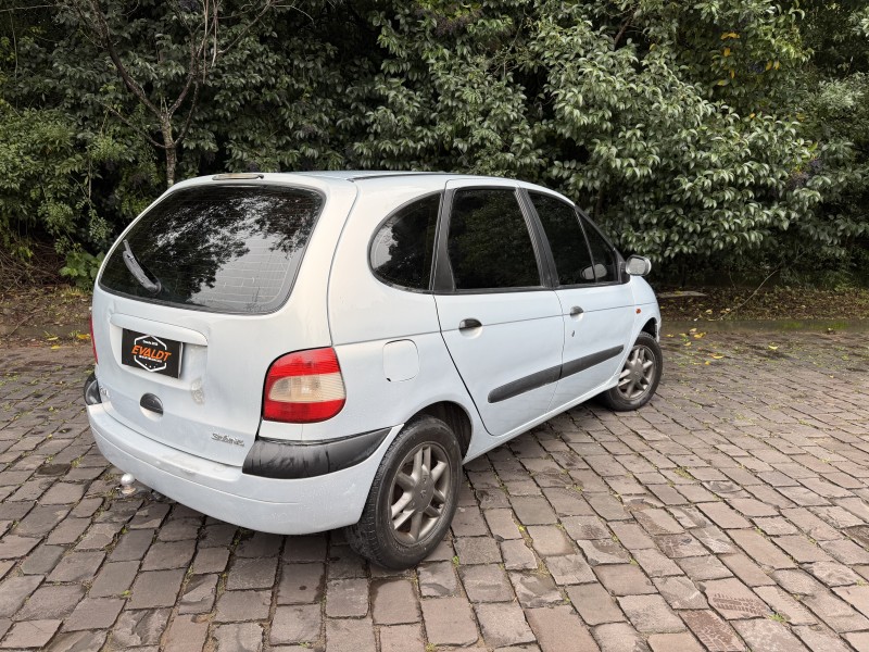 SCÉNIC 1.6 EXPRESSION 16V GASOLINA 4P MANUAL - 2002 - CAXIAS DO SUL