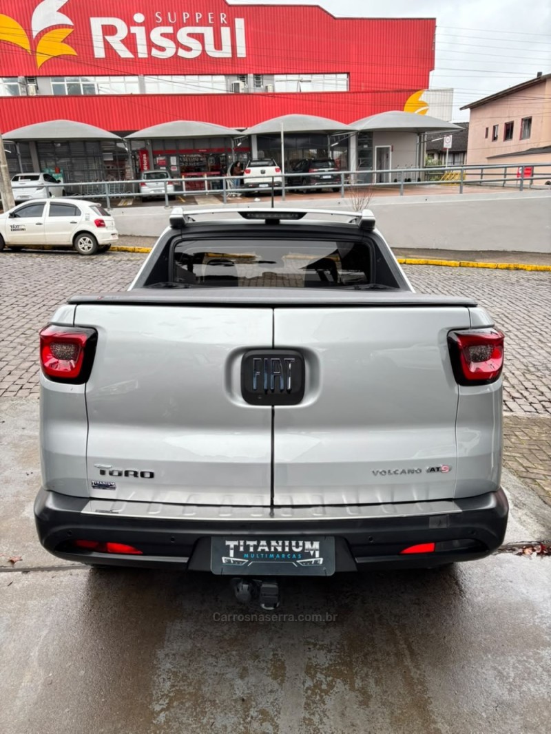 TORO 2.0 16V TURBO DIESEL VOLCANO AT9 4X4 AUTOMÁTICO - 2017 - SãO FRANCISCO DE PAULA