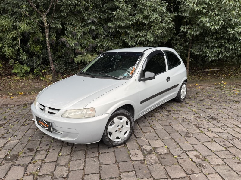 celta 1.0 mpfi vhc super 8v gasolina 2p manual 2005 caxias do sul