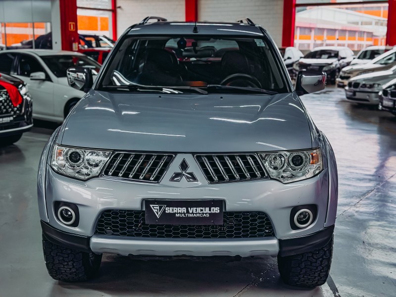 PAJERO DAKAR 3.5 HPE 7 LUGARES 4X4 V6 24V FLEX 4P AUTOMÁTICO - 2012 - CAXIAS DO SUL