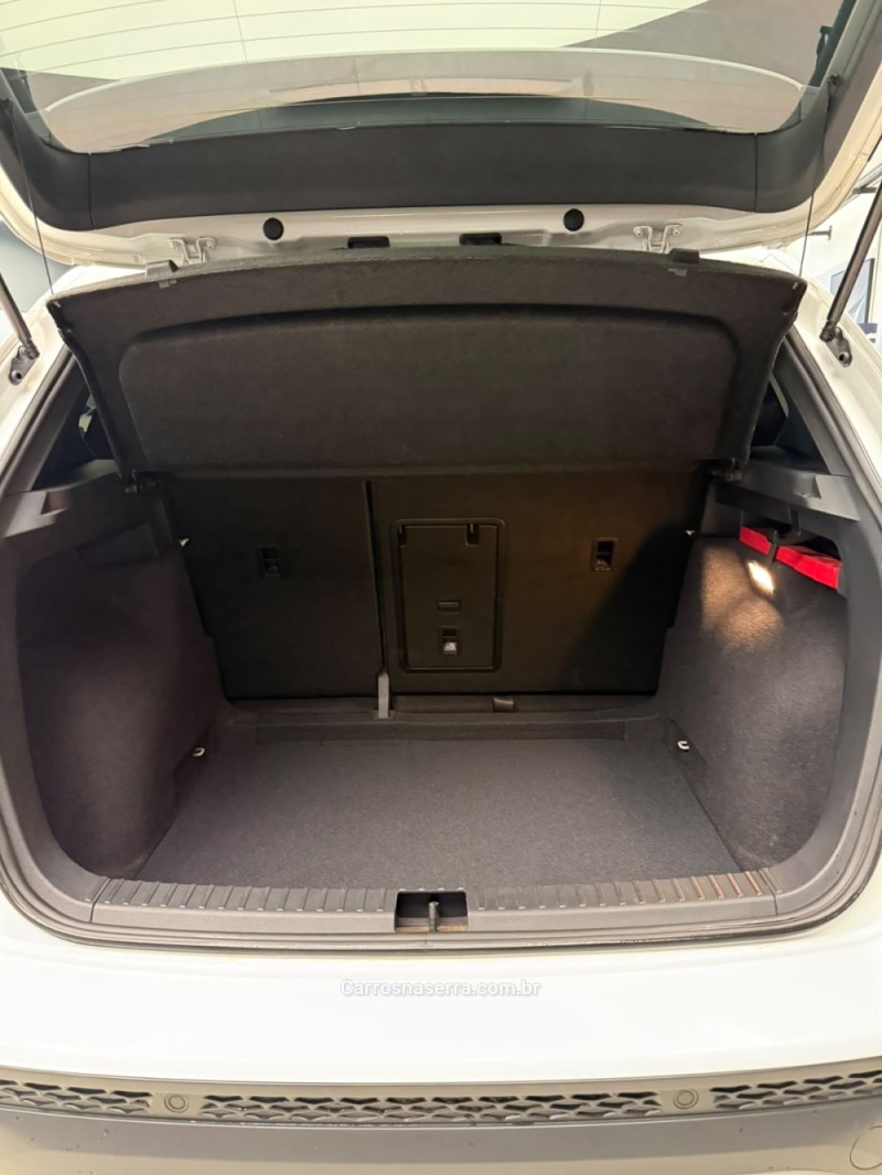 TAOS 1.4 16V HIGHLINE TSI FLEX 4P AUTOMÁTICO - 2024 - LAJEADO