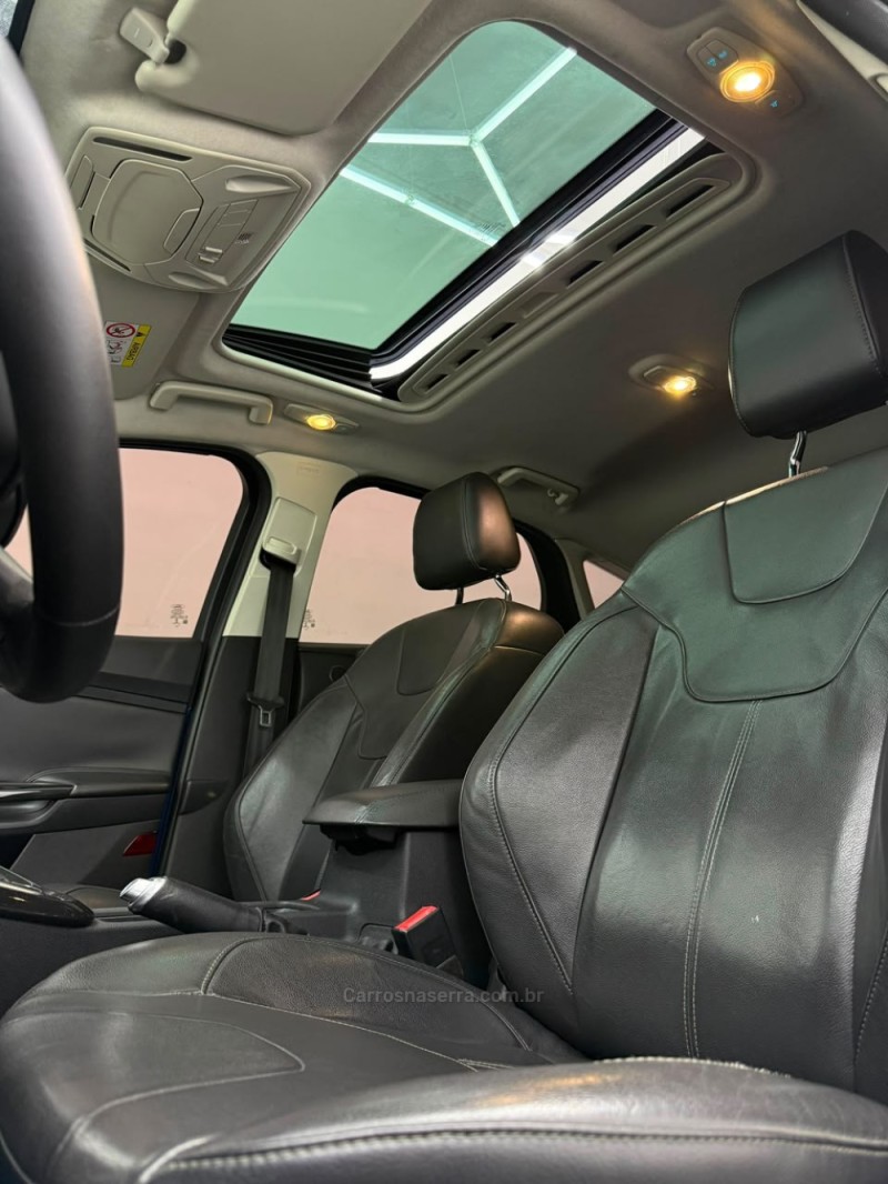 FOCUS 2.0 TITANIUM PLUS HATCH 16V FLEX 4P AUTO - 2016 - CAXIAS DO SUL