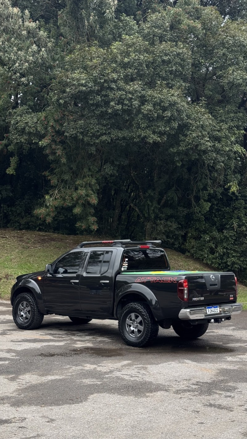 FRONTIER 2.5 SV ATTACK 4X4 CD TURBO ELETRONIC DIESEL 4P AUTOMÁTICO - 2015 - FARROUPILHA