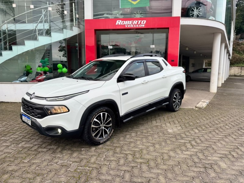 TORO 2.0 16V ULTRA 4X4 AT9 DIESEL 4P AUTOMÁTICO