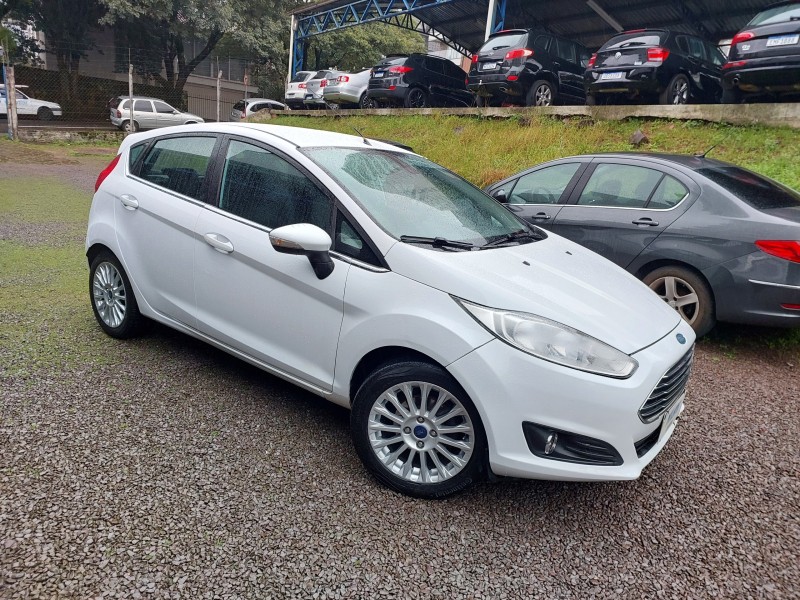 FIESTA 1.6 TITANIUM HATCH 16V FLEX 4P AUTOMÁTICO - 2014 - BENTO GONçALVES