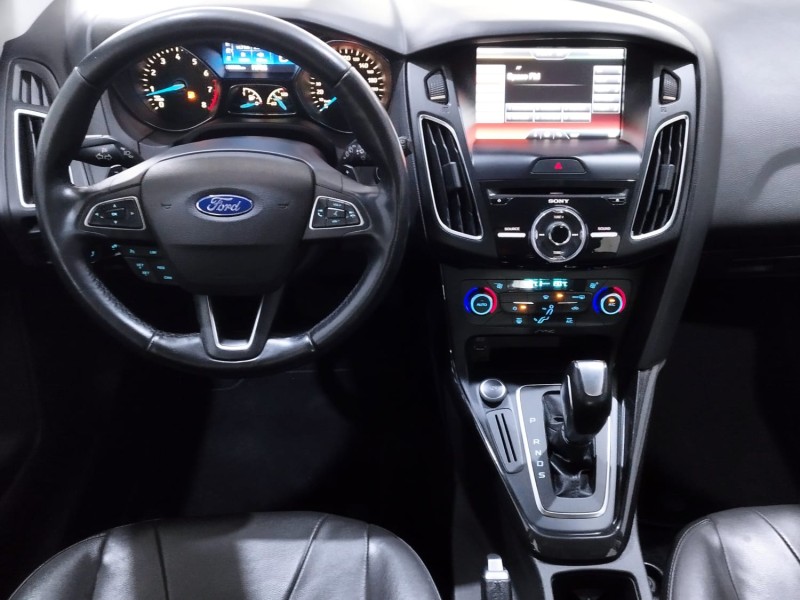 FOCUS 2.0 TITANIUM HATCH 16V FLEX 4P AUTOMÁTICO - 2016 - CAXIAS DO SUL