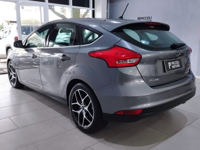 FOCUS 2.0 TITANIUM HATCH 16V FLEX 4P AUTOMÁTICO - 2016 - CAXIAS DO SUL