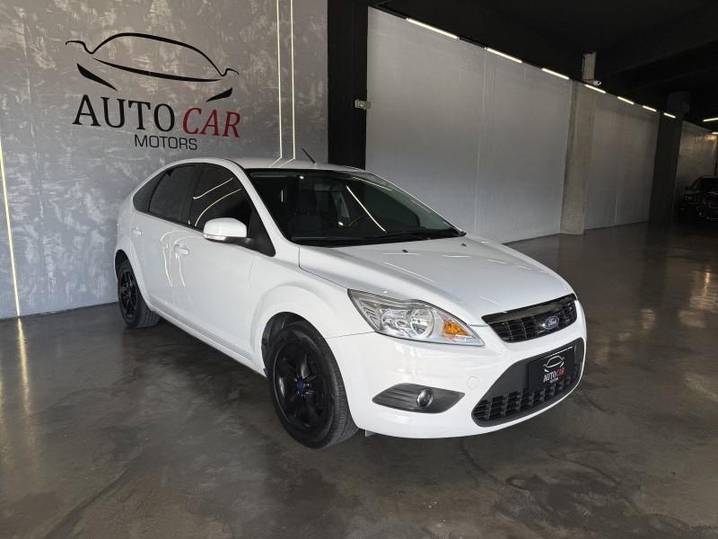 FOCUS 1.6 GL 8V FLEX 4P MANUAL - 2011 - CAXIAS DO SUL