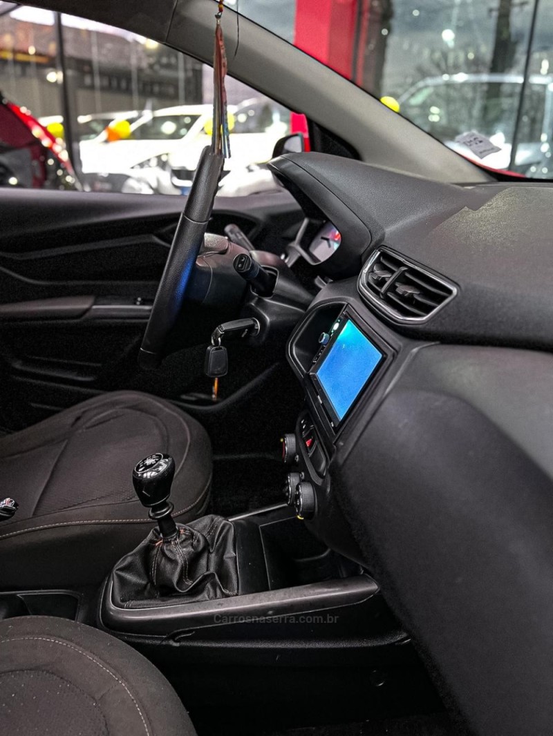 ONIX 1.0 LT 12V FLEX 4P MANUAL - 2013 - CANELA