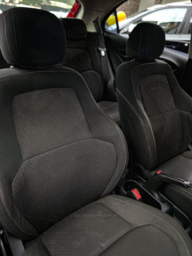 ONIX 1.0 LT 12V FLEX 4P MANUAL - 2013 - CANELA