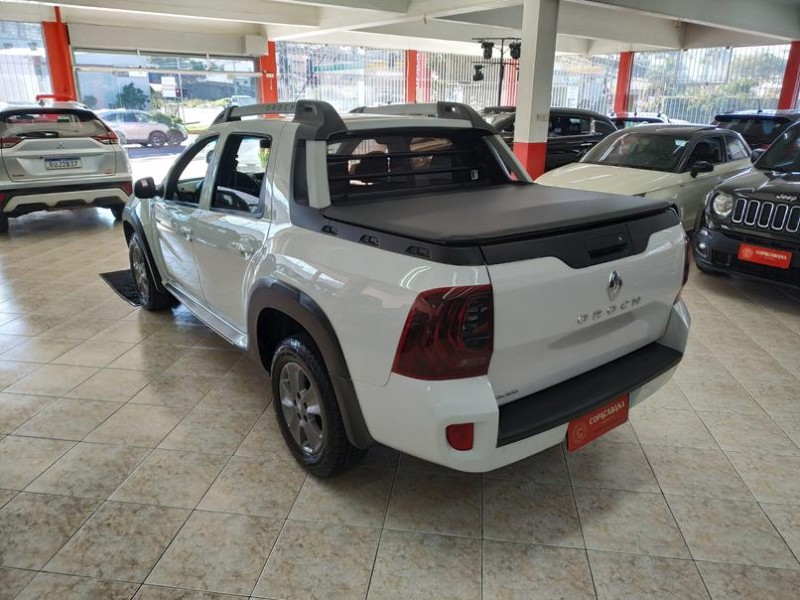 DUSTER OROCH 2.0 16V FLEX DYNAMIQUE 4P AUTOMÁTICO - 2017 - CAXIAS DO SUL
