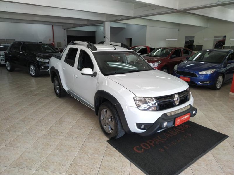DUSTER OROCH 2.0 16V FLEX DYNAMIQUE 4P AUTOMÁTICO - 2017 - CAXIAS DO SUL