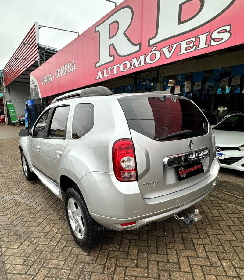 DUSTER 1.6 DYNAMIQUE 4X2 16V FLEX 4P MANUAL - 2012 - PAROBé