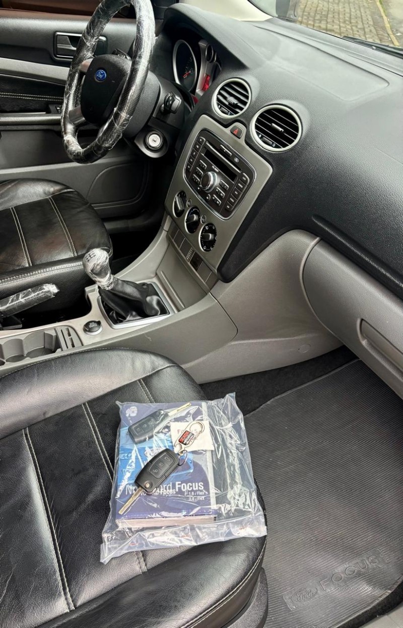 FOCUS 2.0 SEDAN 16V GASOLINA 4P MANUAL - 2011 - CAXIAS DO SUL