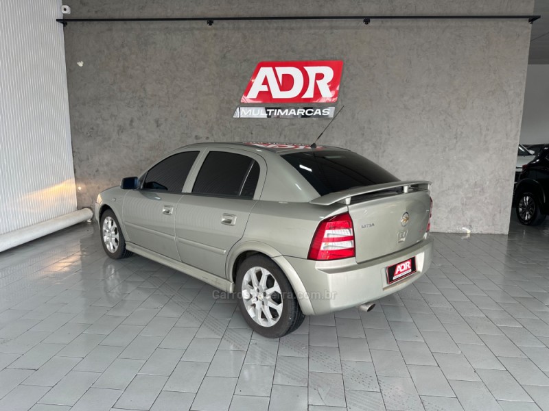 ASTRA 2.0 MPFI ADVANTAGE 8V FLEX 4P MANUAL - 2011 - CAXIAS DO SUL