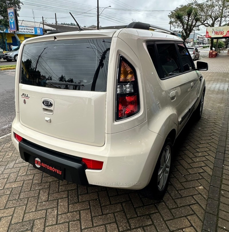 SOUL 1.6 EX 16V GASOLINA 4P AUTOMÁTICO - 2011 - PAROBé