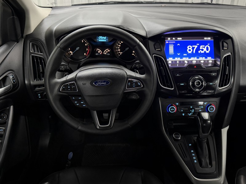 FOCUS 2.0 SE HATCH 16V FLEX 4P AUTO - 2016 - CAXIAS DO SUL