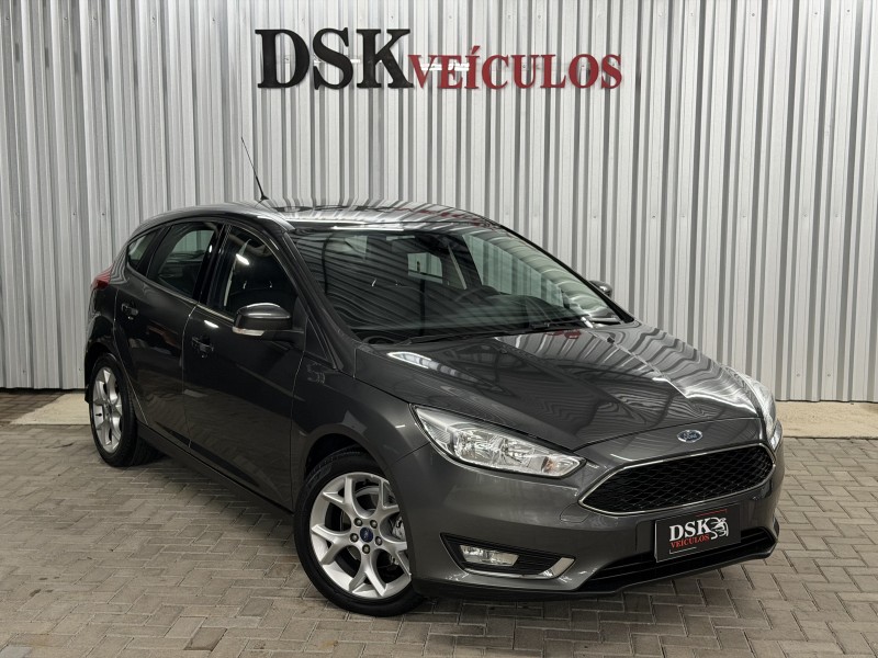 focus 2.0 se hatch 16v flex 4p auto 2016 caxias do sul