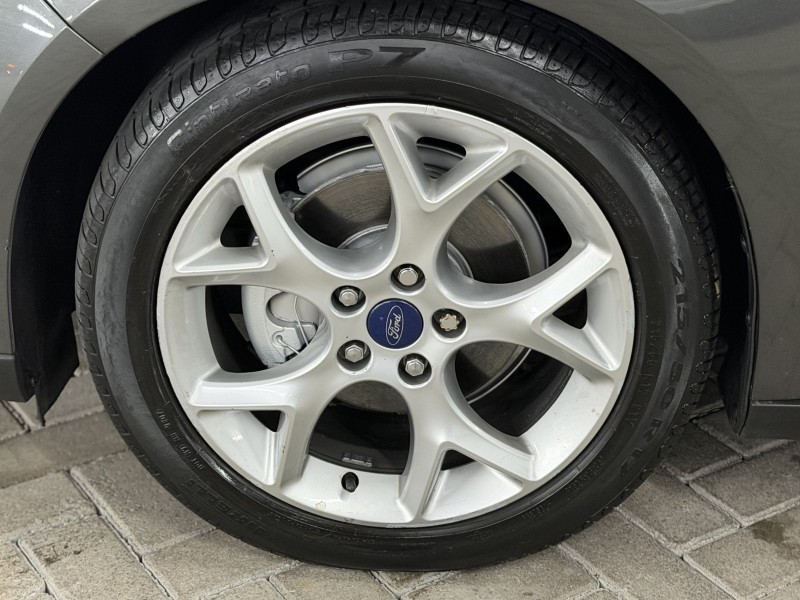 FOCUS 2.0 SE HATCH 16V FLEX 4P AUTO - 2016 - CAXIAS DO SUL