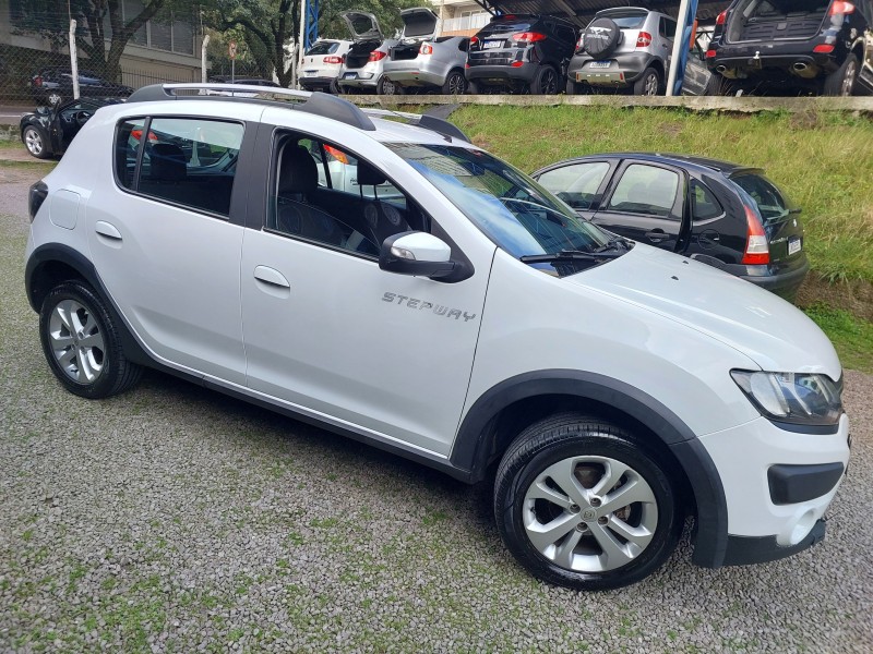 SANDERO 1.6 STEPWAY EASY R 16V FLEX 4P AUTOMÁTICO - 2018 - BENTO GONçALVES