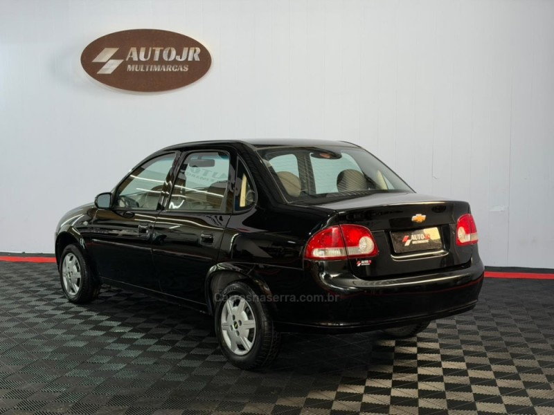 CLASSIC 1.0 MPFI LS 8V FLEX 4P MANUAL - 2013 - VACARIA
