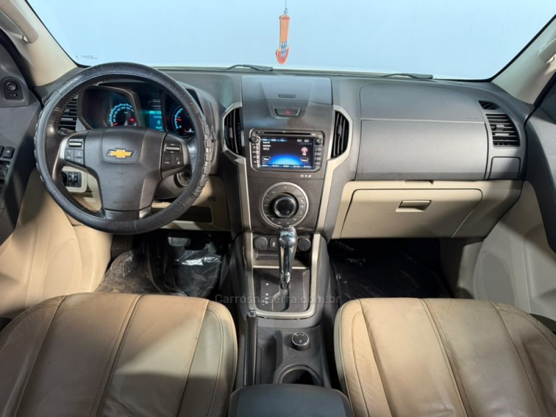 TRAILBLAZER 2.8 LTZ 4X4 16V TURBO DIESEL 4P AUTOMÁTICO - 2014 - VACARIA