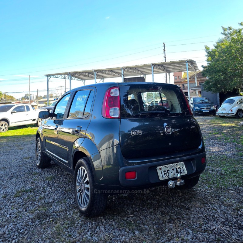 UNO 1.0 EVO VIVACE 8V FLEX 4P MANUAL - 2011 - CAXIAS DO SUL