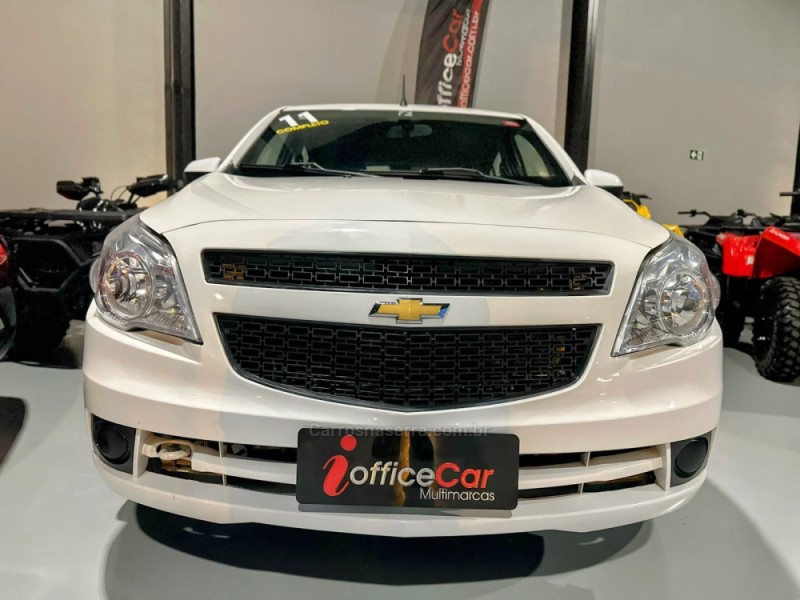 AGILE 1.4 MPFI LT 8V FLEX 4P MANUAL - 2011 - TRêS COROAS