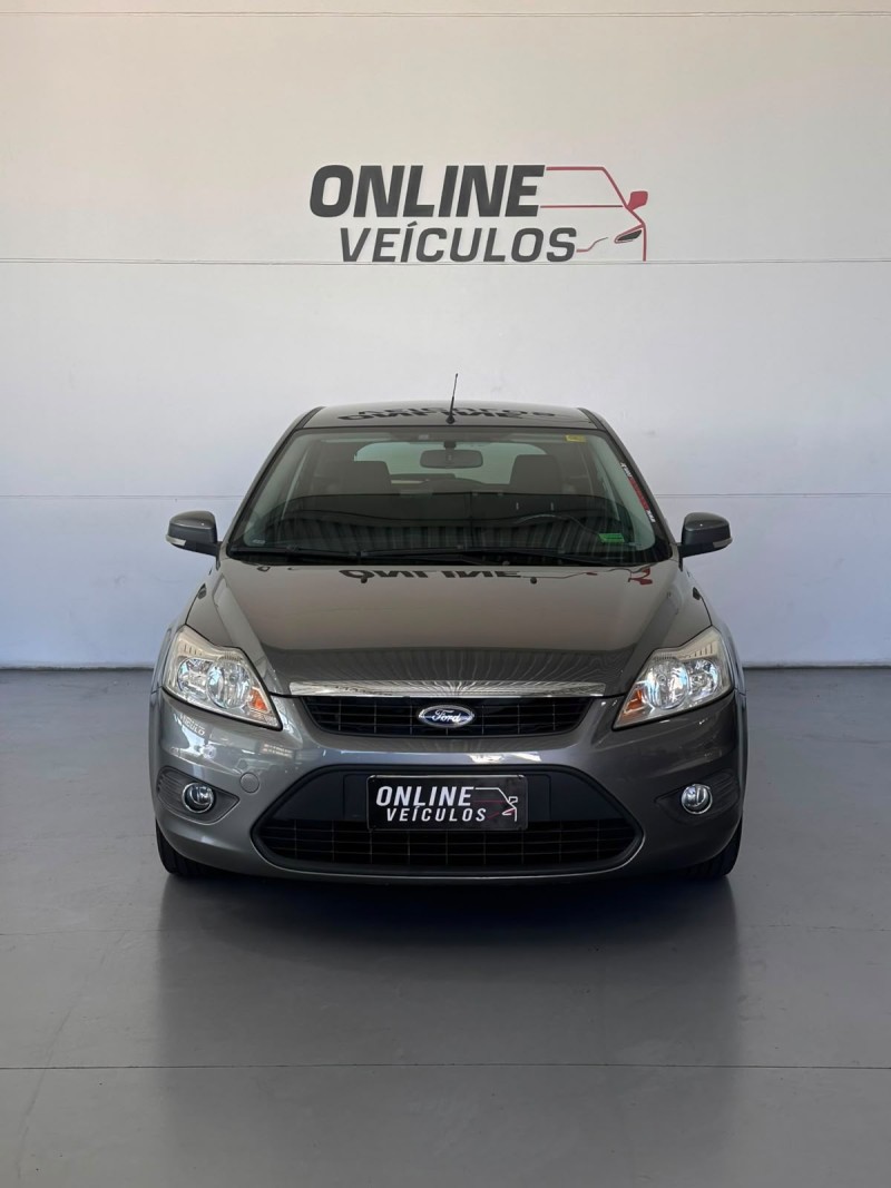 FOCUS 1.6 GLX 8V FLEX 4P MANUAL - 2013 - FARROUPILHA