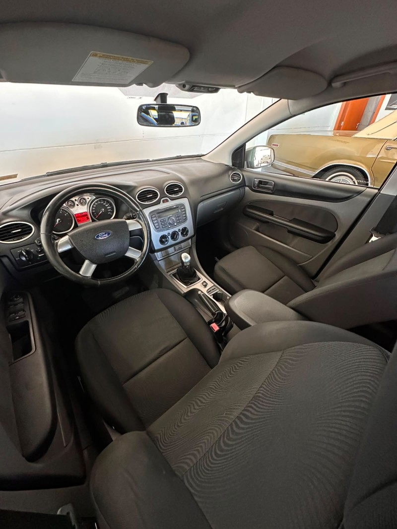 FOCUS 1.6 GLX 8V FLEX 4P MANUAL - 2013 - FARROUPILHA