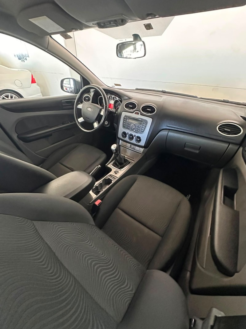 FOCUS 1.6 GLX 8V FLEX 4P MANUAL - 2013 - FARROUPILHA