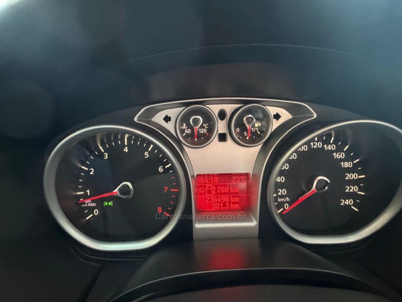 FOCUS 1.6 GLX 8V GASOLINA 4P MANUAL - 2011 - CAXIAS DO SUL