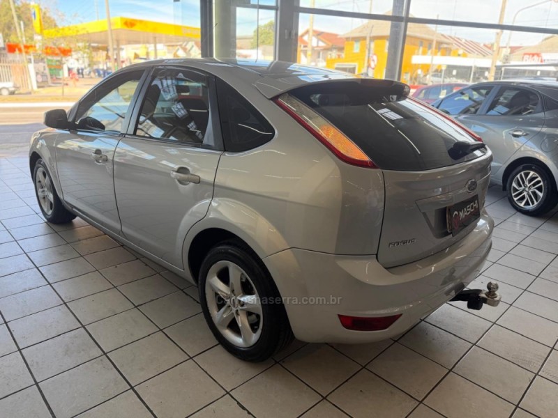 FOCUS 1.6 GLX 8V GASOLINA 4P MANUAL - 2011 - CAXIAS DO SUL