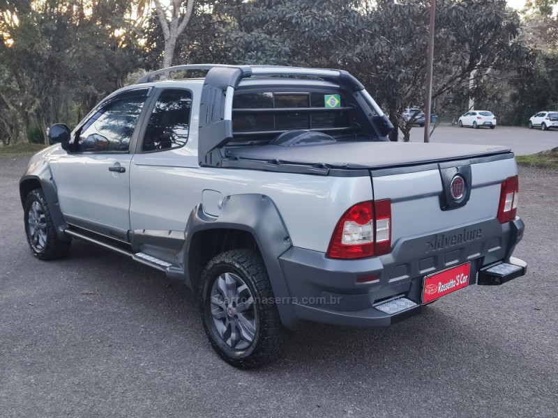 STRADA 1.8 MPI ADVENTURE LOCKER CD 8V FLEX 2P MANUAL - 2013 - FARROUPILHA