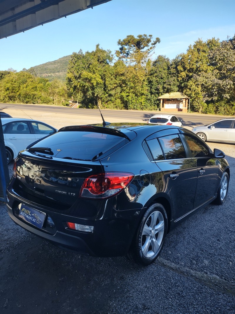 CRUZE 1.8 LTZ SPORT6 16V FLEX 4P AUTOMÁTICO - 2014 - VALE REAL